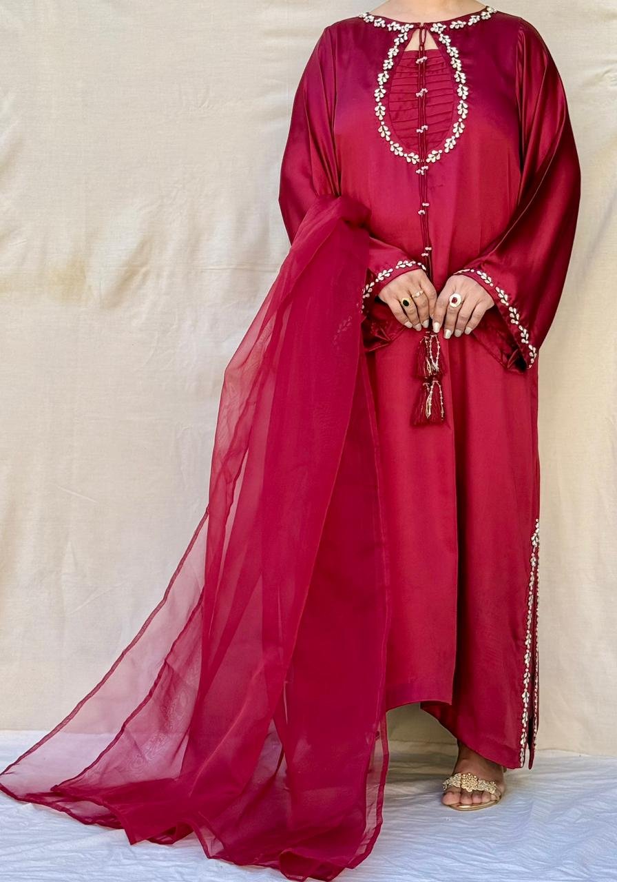 3 PIECE MAROON EMBELLISHED SILK SUIT thumbnail 3